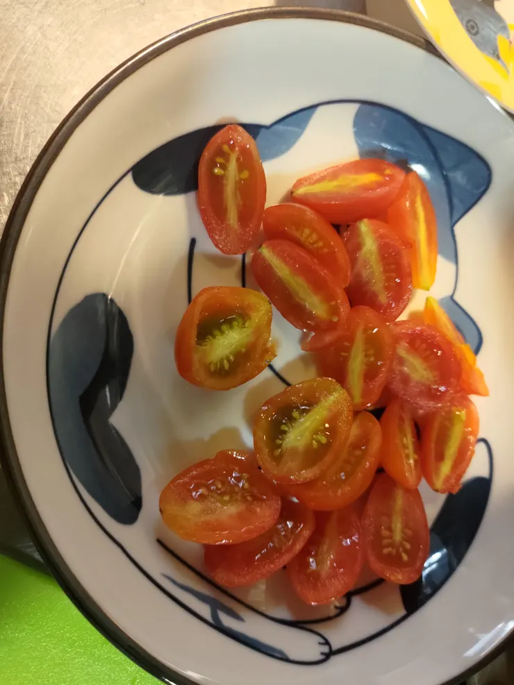 （小）番茄切小塊