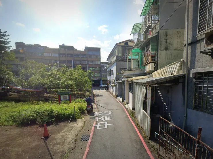 轉身走進中崙路，來找溝子口溪的源頭