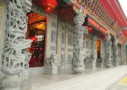 龍柱及石雕工藝精湛（圖片截圖於網路）