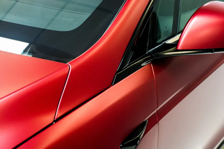 台南奧圖菲汽車包膜推薦|高評價實力店!車體貼膜手路細膩|犀牛