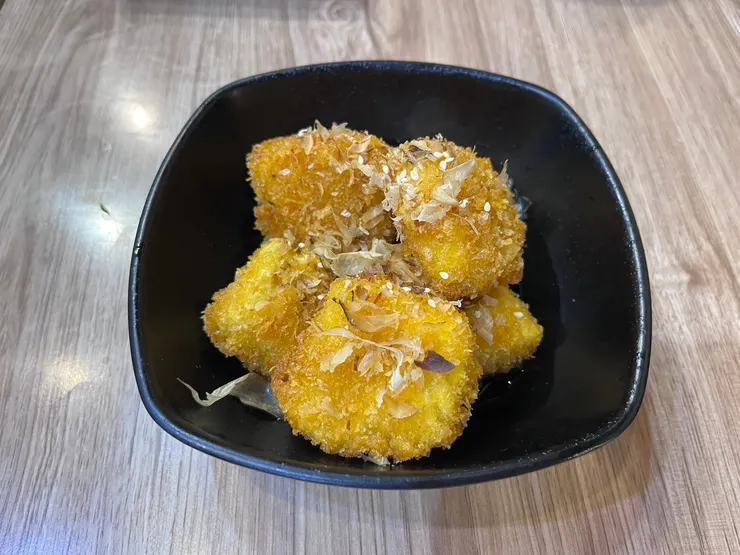 黃金炸豆腐  50元