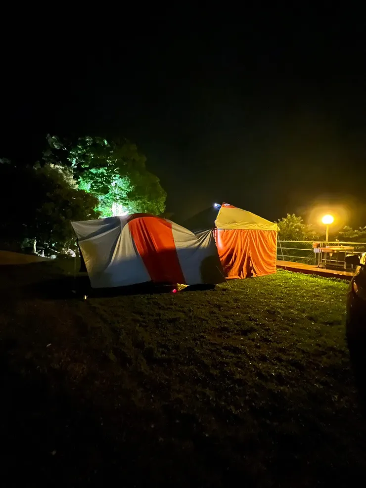 噴火龍客廳帳+車後帳+延伸天幕