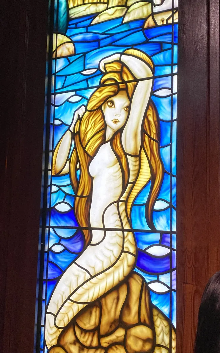 《哈利波特》中級長浴室的壁畫