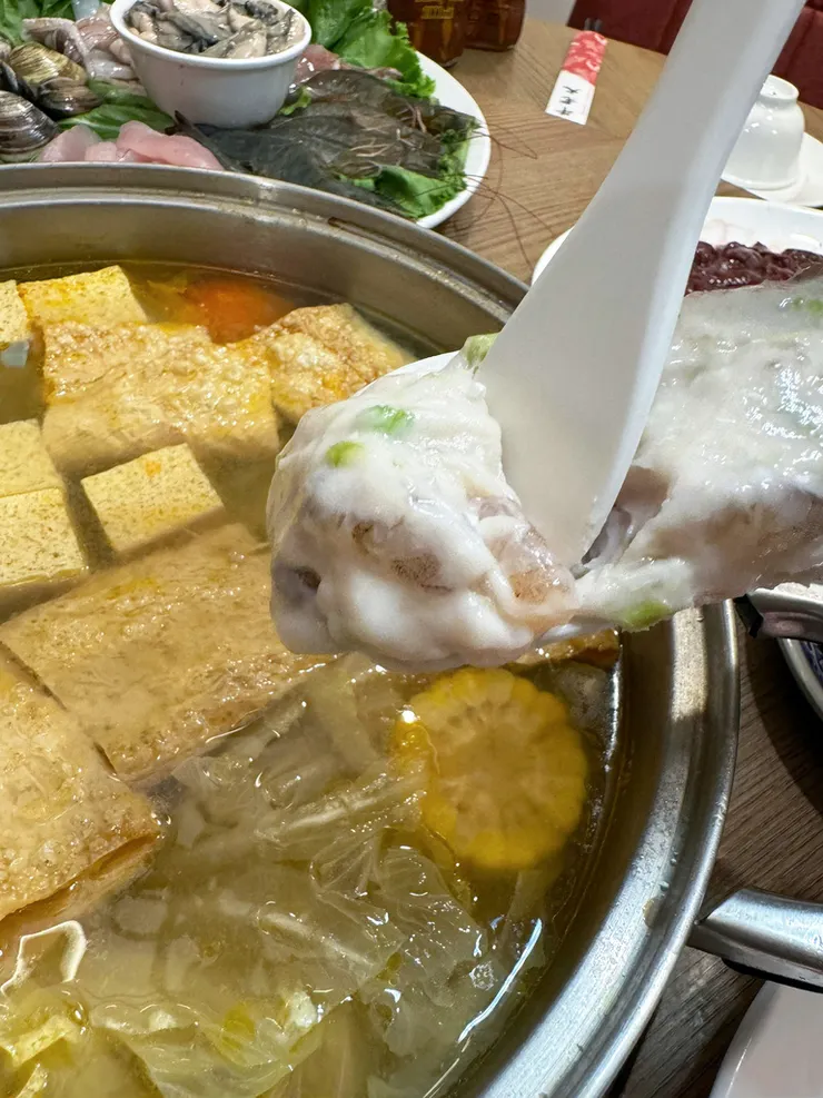 【高雄牛肉火鍋推薦】溫體牛肉控必吃！牛老大涮牛肉高雄二店│一