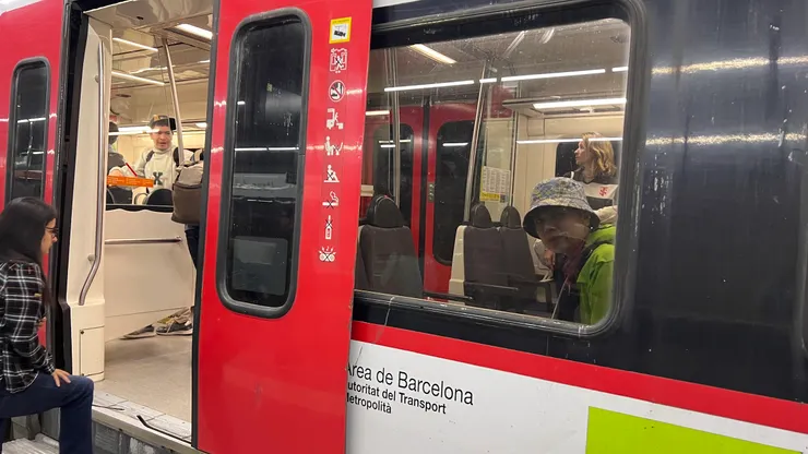 搭上R5火車往Montserrat 