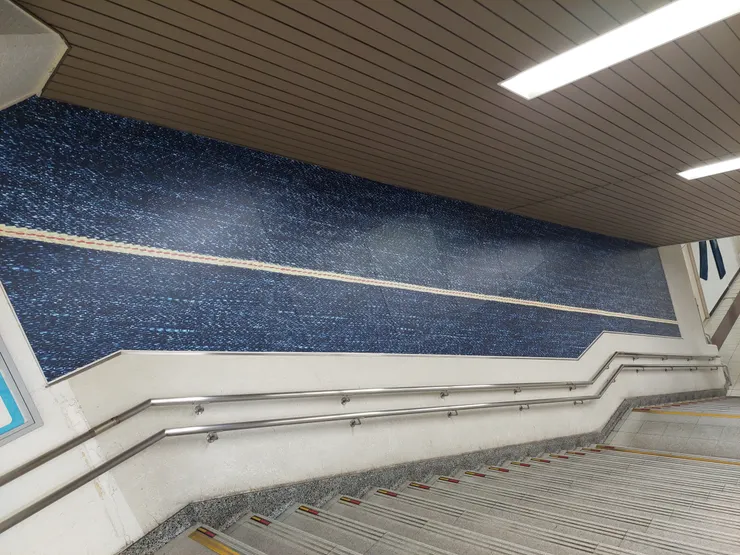 兒島駛內的赤耳布邊牆