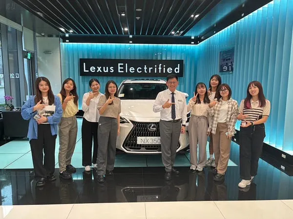 Lexus超舒服的電動車與我們