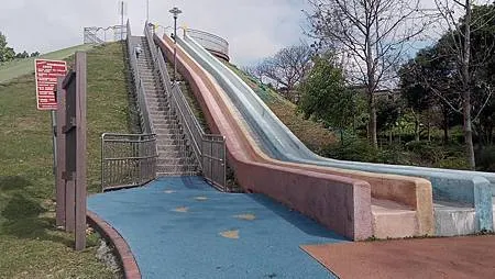 [新北旅遊]中和區員山公園、員山遊逸之丘，小孩放電、大人廟宇