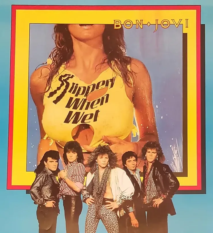 Bon Jovi 1986 年的《Slippery When Wet》原始封面