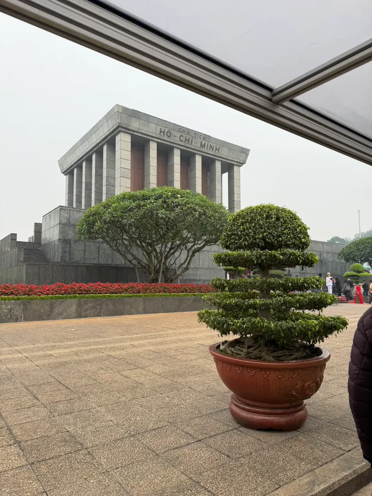 排隊時拍的陵寢