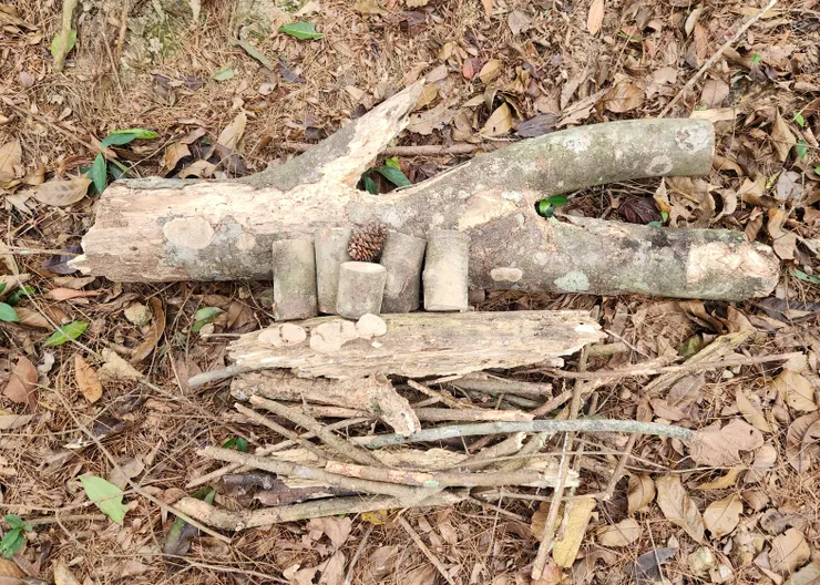 最後，恢復營地，撿垃圾，並將沒有燒到的木柴放好等待下一位有緣人。