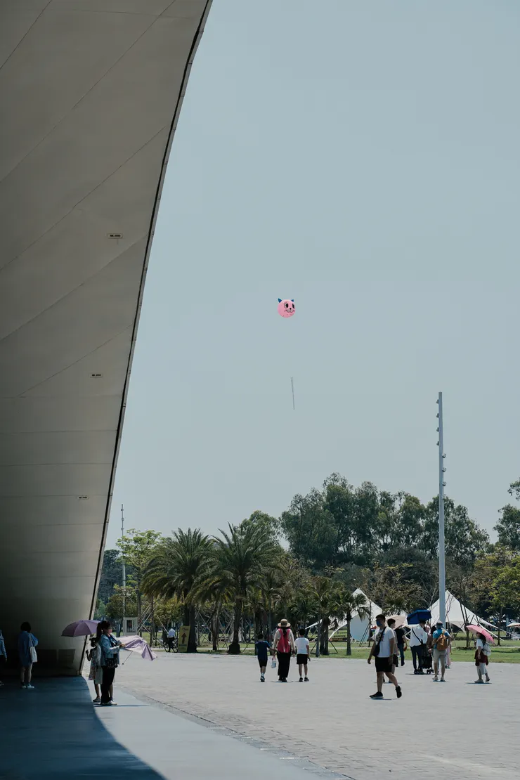 往活動現場方向