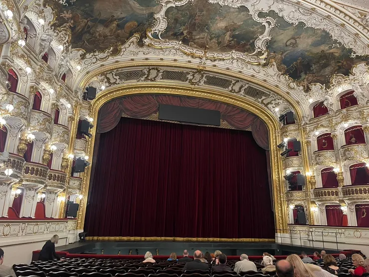 布拉格國家歌劇院