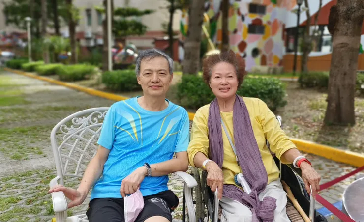 每天往來台中醫院看老媽