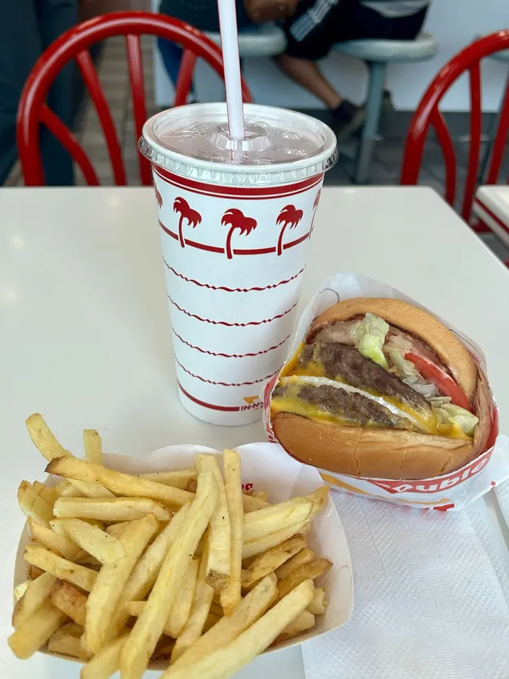 1號餐：Double-Double＋French fries＋M drink $11.52 