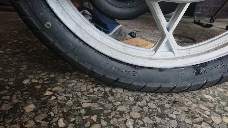 「我的鈴木工業裝石橋台隆的框，因為不純粹，所以會互相排斥啦！」