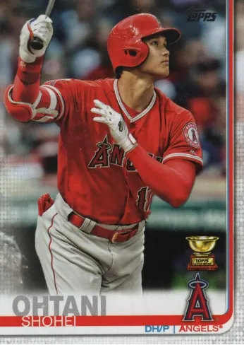 2019 Topps #250 Base (Swinging)