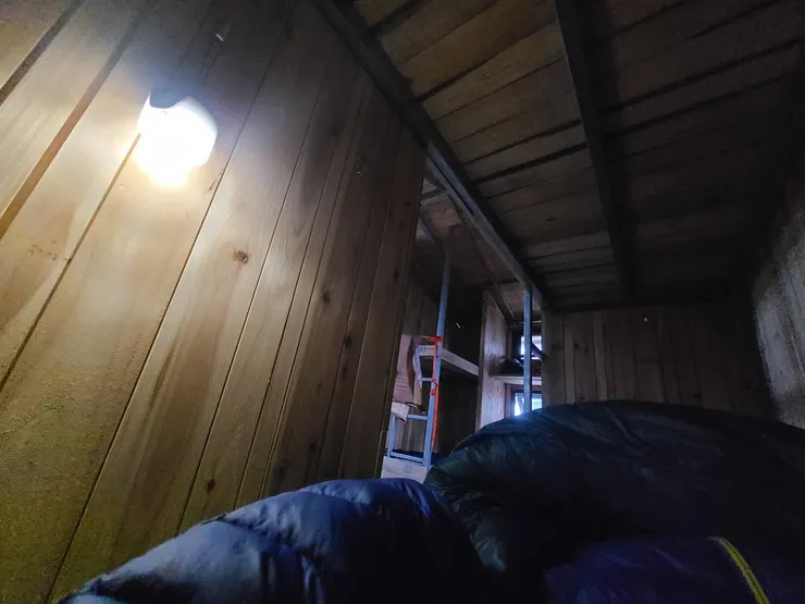 睡午覺，雨一直下也不能去中峰報名台北馬半馬，剛好那天開放搶名額ㄚㄚ