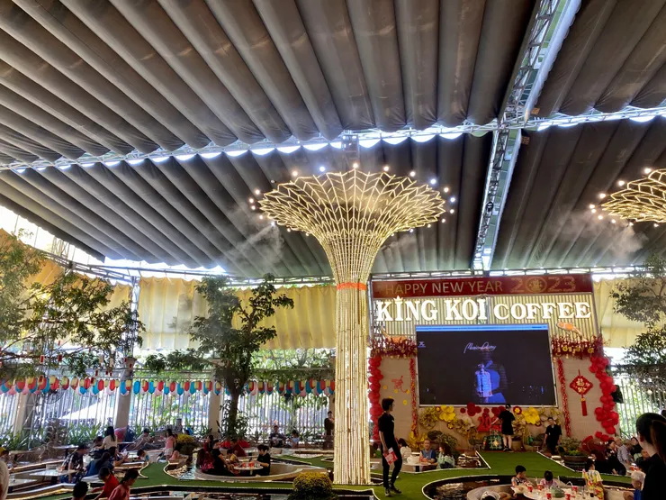 電視的影片斷斷續續的