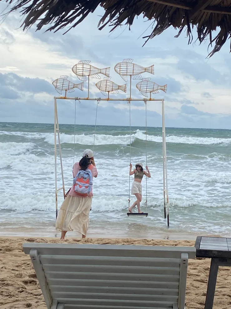 網美在拍照了😂