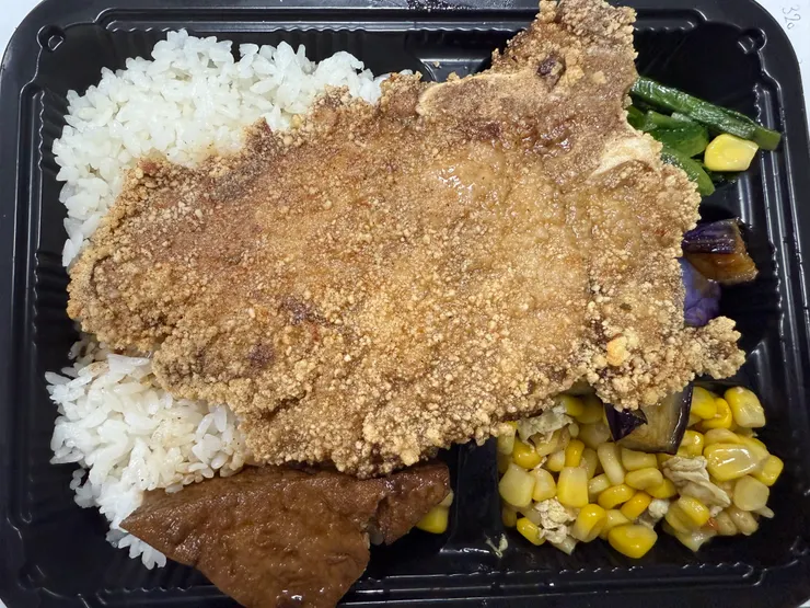 2025/12/17 午餐排骨飯