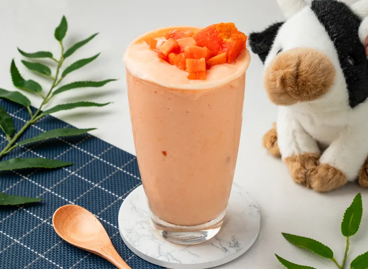 這是來自牧牧的木瓜牛奶!(圖片僅供參考，實際商品不含木瓜丁)