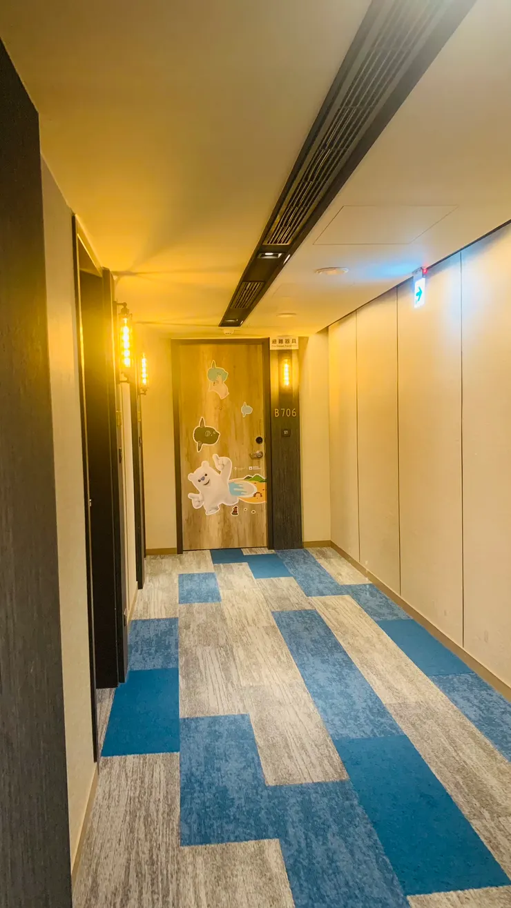 看到這個門就有一種想衝去打開的感覺。