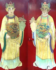 有歷史的門神彩繪（圖片截圖於網路）