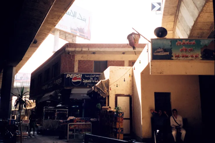 開羅街頭有些髒亂