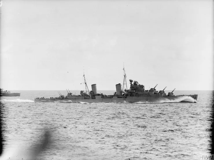 赫敏號輕巡洋艦