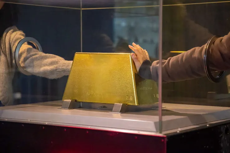 新北市立黃金博物館展品—220公斤重的黃金磚,不過參加越野肯定是沒有黃金可拿的啦