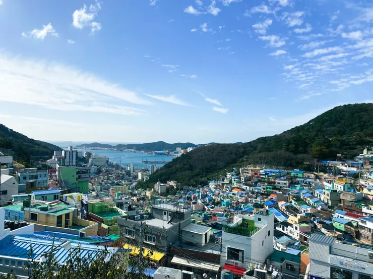 觀景台上看甘川洞