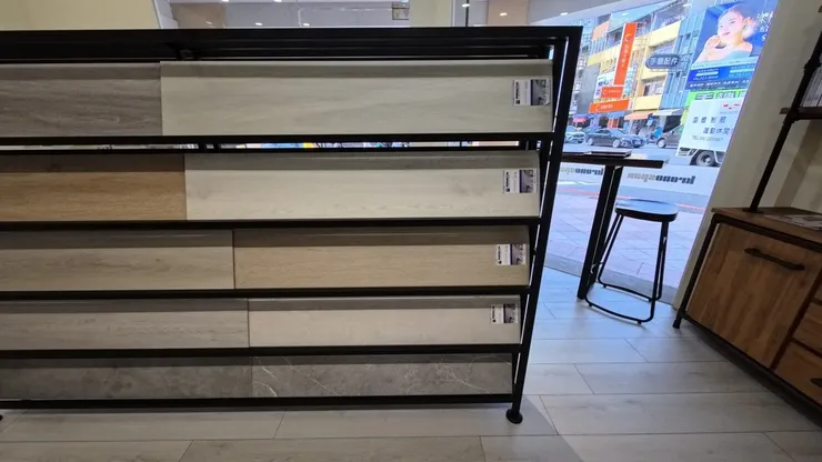 ▲ 在昇揚木地板門市，專業的建議讓挑選過程不再盲目，而是回歸到生活的本質需求。