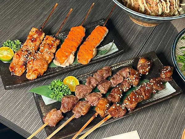(板橋居酒屋)日鶴串燒居酒屋~2023新北耶誕城美食推薦!粒