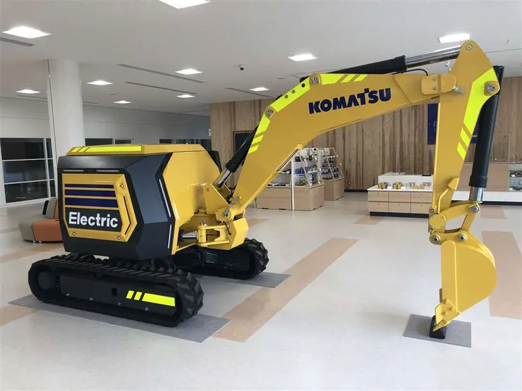 A first look at Komatsu’s remote-controlled electric concept excavator