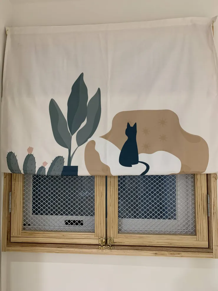 202 房的窗戶防護網