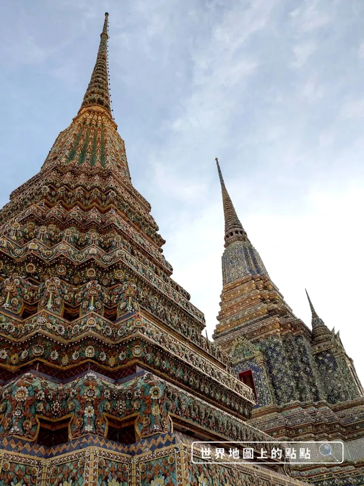 白日下的四王寶塔