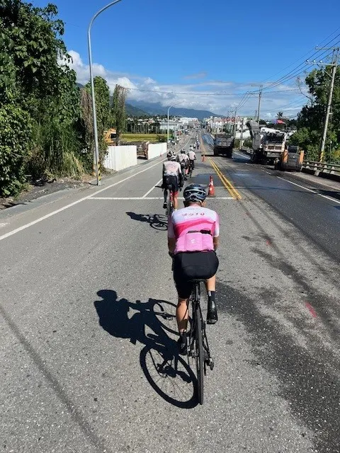 進關山的道路正在施工中