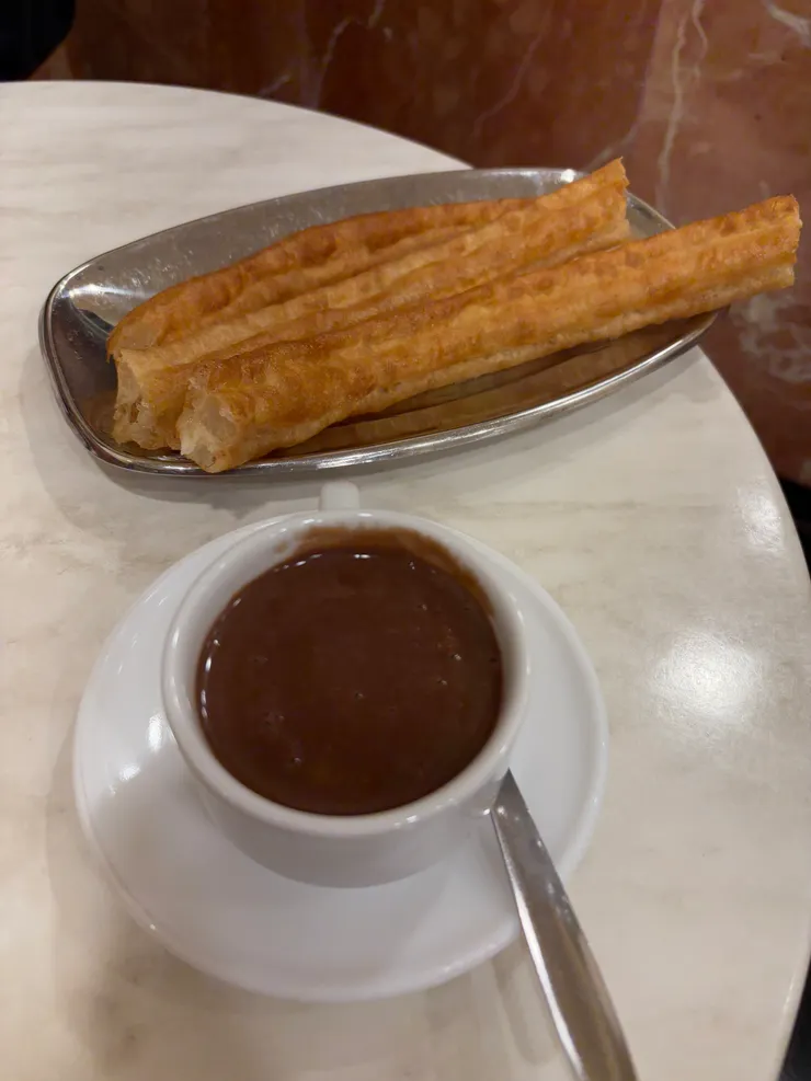 在西班牙對我來說是前三名的 churros