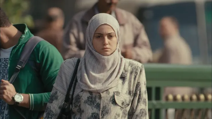 最後一幕等公車的Fayza