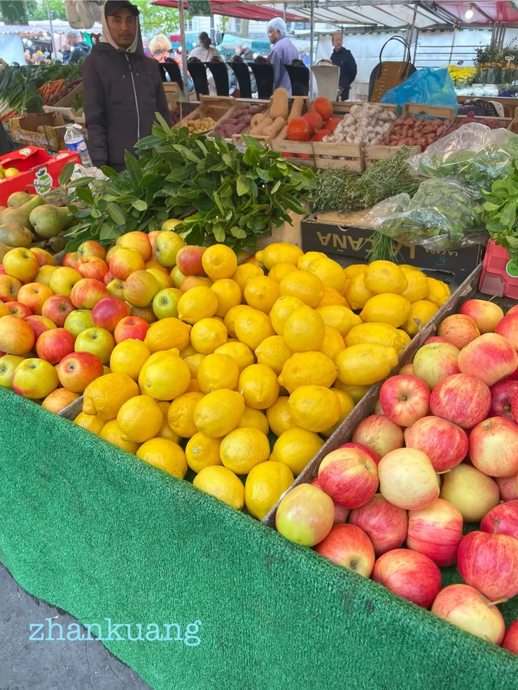 法國巴黎巴士底市集的水果攤