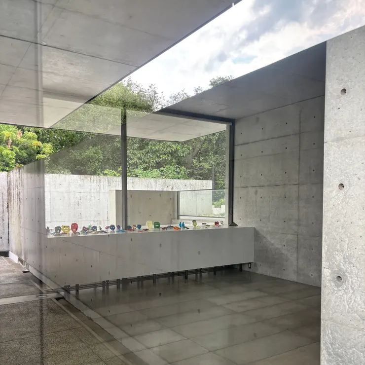 四國村藝廊，參觀者的摺紙成果。｜2025.08.23拍攝