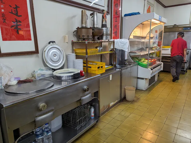 台電勵進餐廳的自助區域