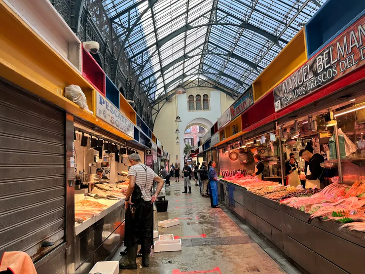 海鮮區（阿拉伯門窗很清楚可見）