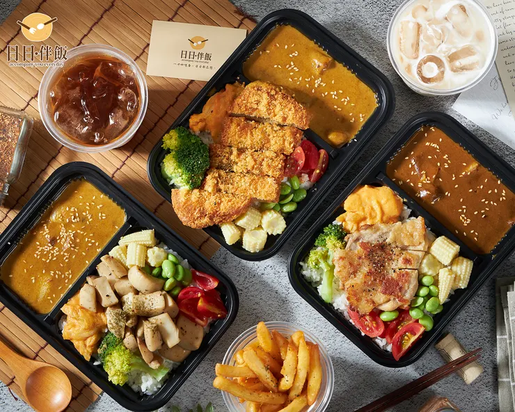 日日伴飯 咖哩專賣