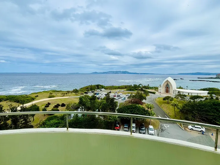 房間陽台望出去的景色。(圖片來源:辰心)