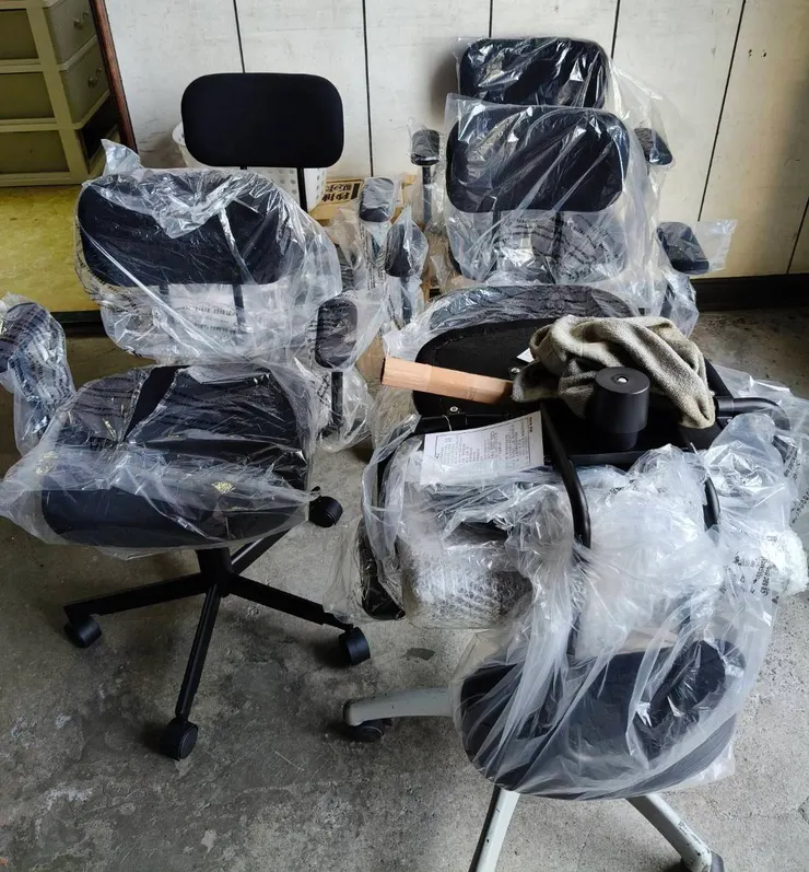 MUJI 工作椅太矮