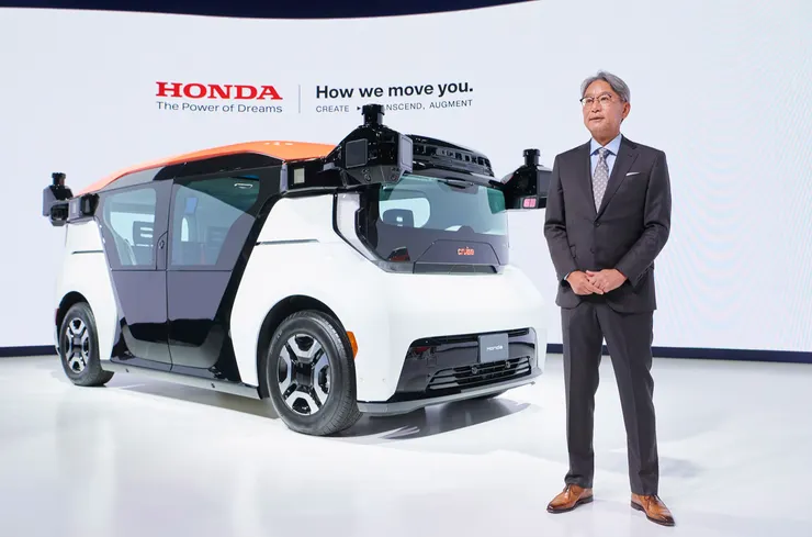 西裝真合身（劃錯重點！） 圖為本田技研工業取締役代表執行役社長三部敏宏氏。 