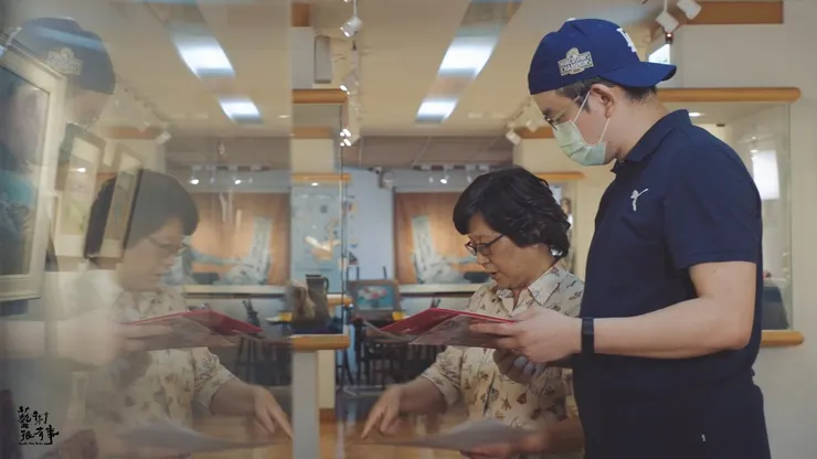 李季眉與侄子李以仁分別為前後任館長