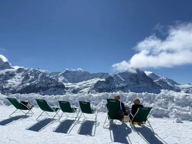 去程時前方是霧茫茫 放晴後是如此壯觀的風景